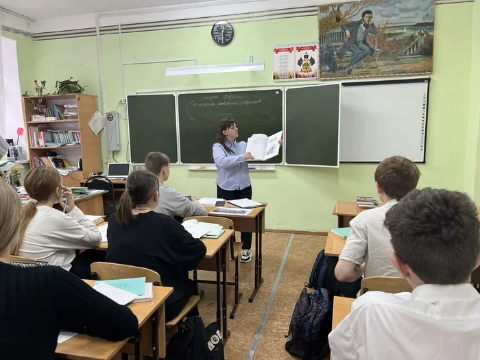 06.02.Памяти юных героев будем достойны5