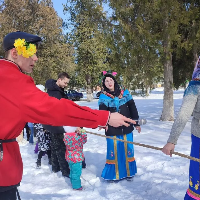 "МАСЛЕНИЧНЫЕ ГУЛЯНЬЯ"